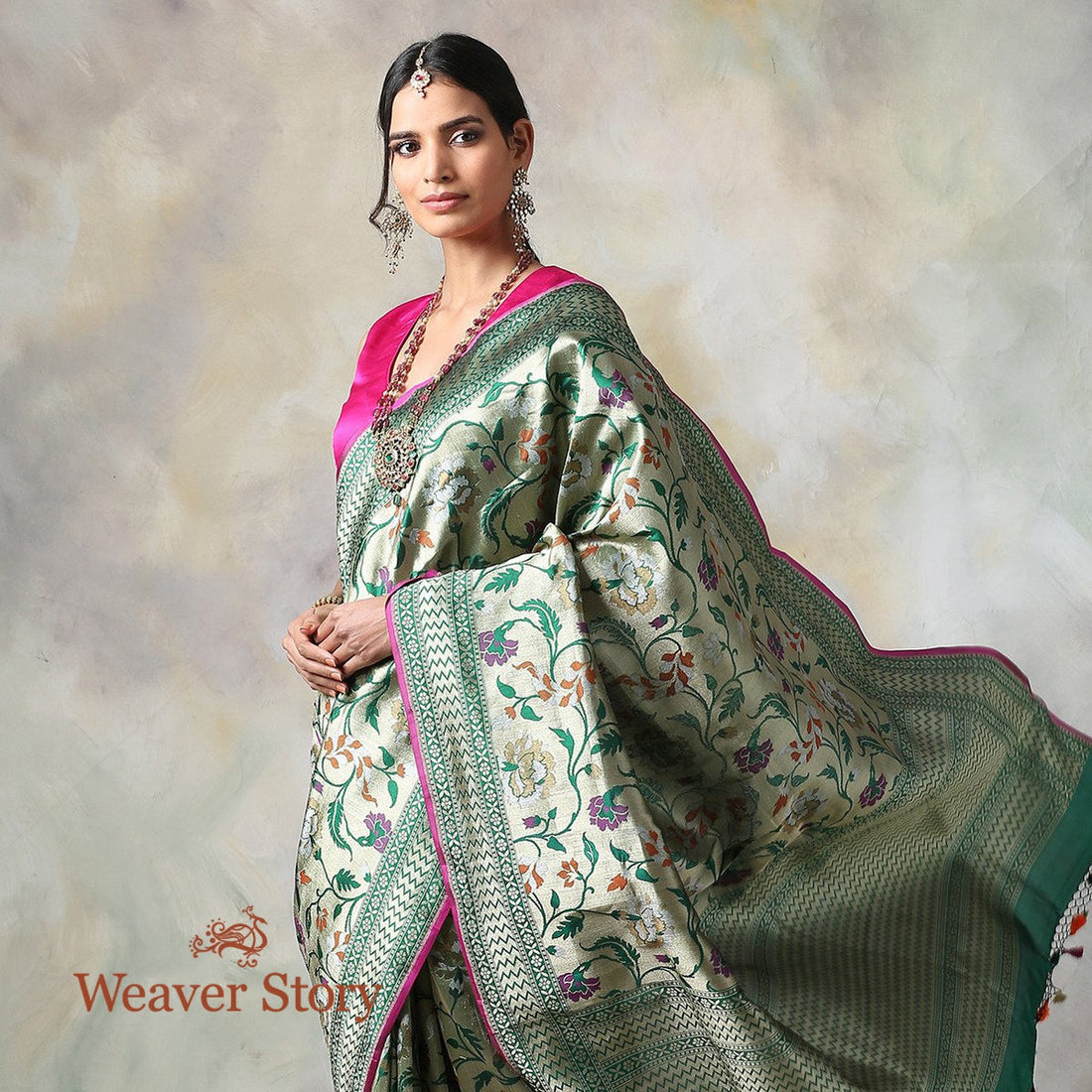 Handwoven_Green_Antique_Zari_Floral_Meenakari_Jaal_Saree_WeaverStory_01