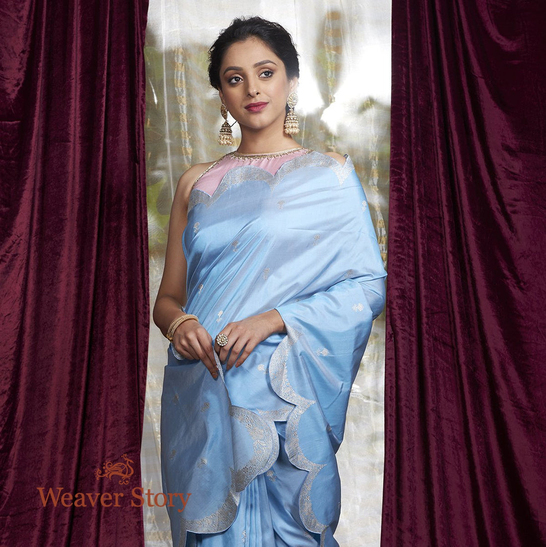 Handwoven_Light_Blue_Silver_Zari_Saree_with_Scalloped_Borders_WeaverStory_01
