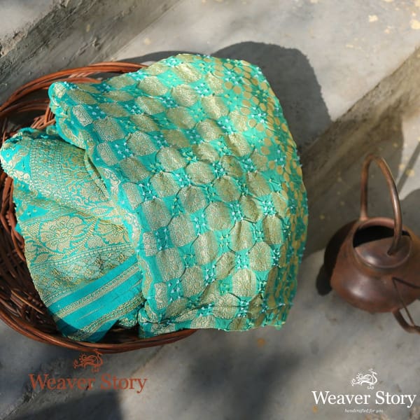 Handwoven_Green_Banarasi_Bandhani_Dupatta_WeaverStory_01