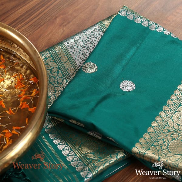 Handwoven_Green_Ginni_Booti_Dupatta_WeaverStory_01