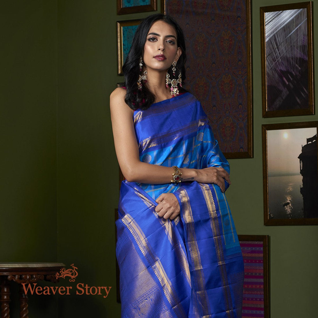 Handwoven_Cobalt_Blue_Real_Zari_Kanjivaram_Saree_with_Checks_WeaverStory_01