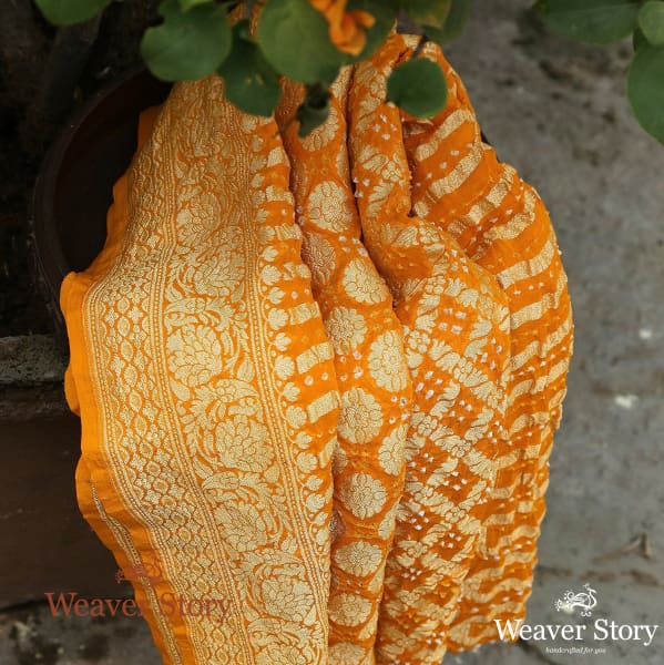 Handwoven_Banarasi_Bandhani_Georgette_Dupatta_WeaverStory_01