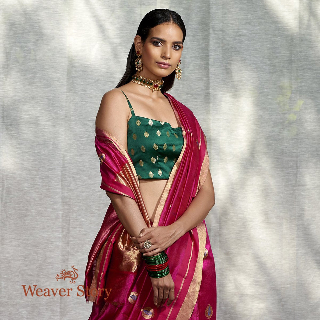 Handwoven_Pink_Anar_Booti_Chanderi_Saree_WeaverStory_01