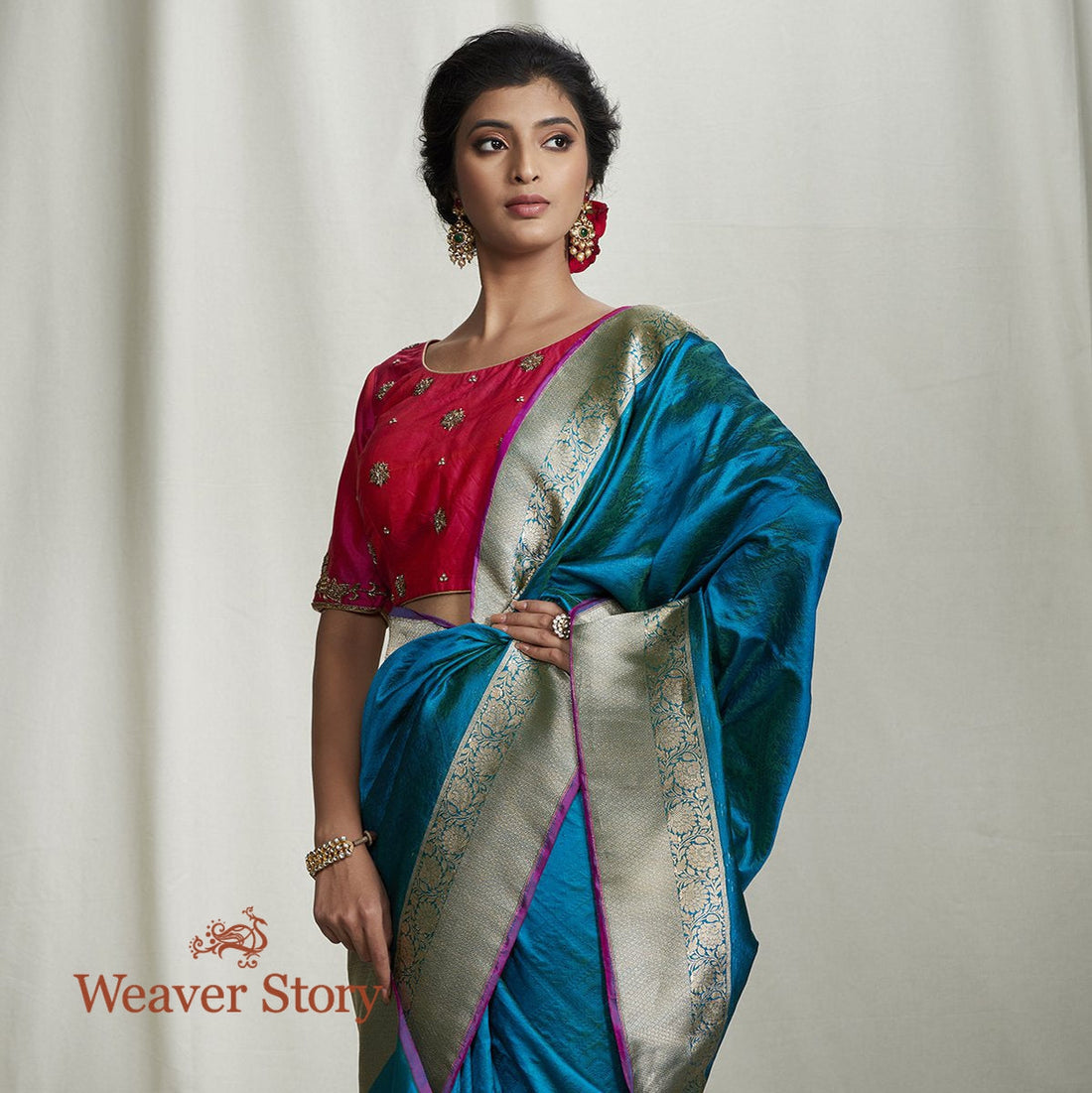 Handloom_Teal_Zari_Tanchoi_Saree_with_Gold_Zari_Border_WeaverStory_01