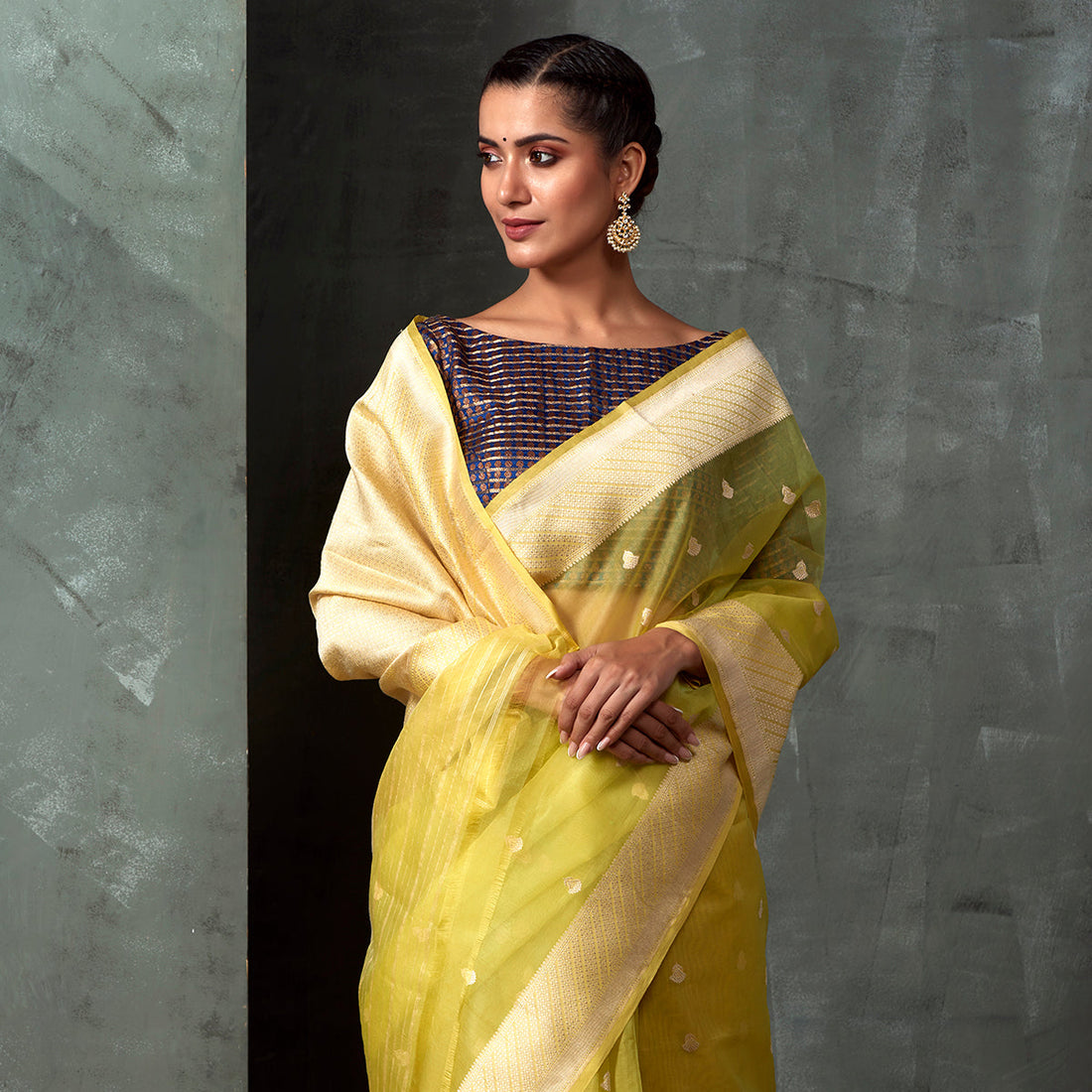 Handloom_Lemon_Green_Kora_Silk_Banarasi_Saree_WeaverStory_01