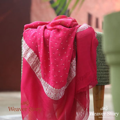 Handwoven_Red_Georgette_Dupatta_with_Silver_Zari_WeaverStory_01