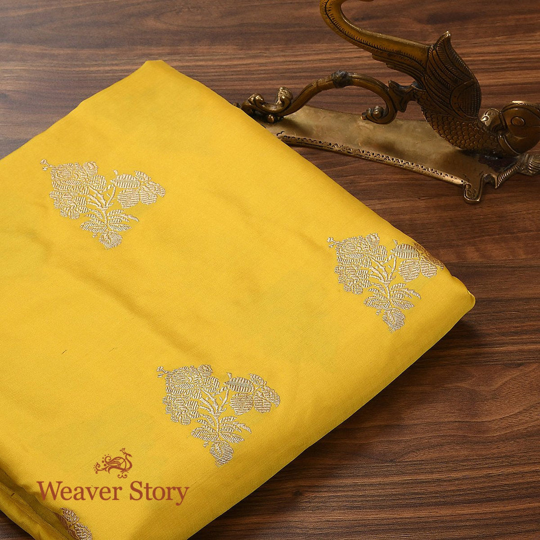 Handloom_Yellow_Kadhwa_Boota_Silk_Fabric_WeaverStory_01