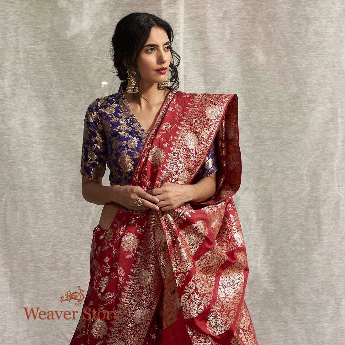 Handwoven_Red_Heavy_Meenkari_Jangla_Saree_with_Sona_Rupa_Zari_WeaverStory_01