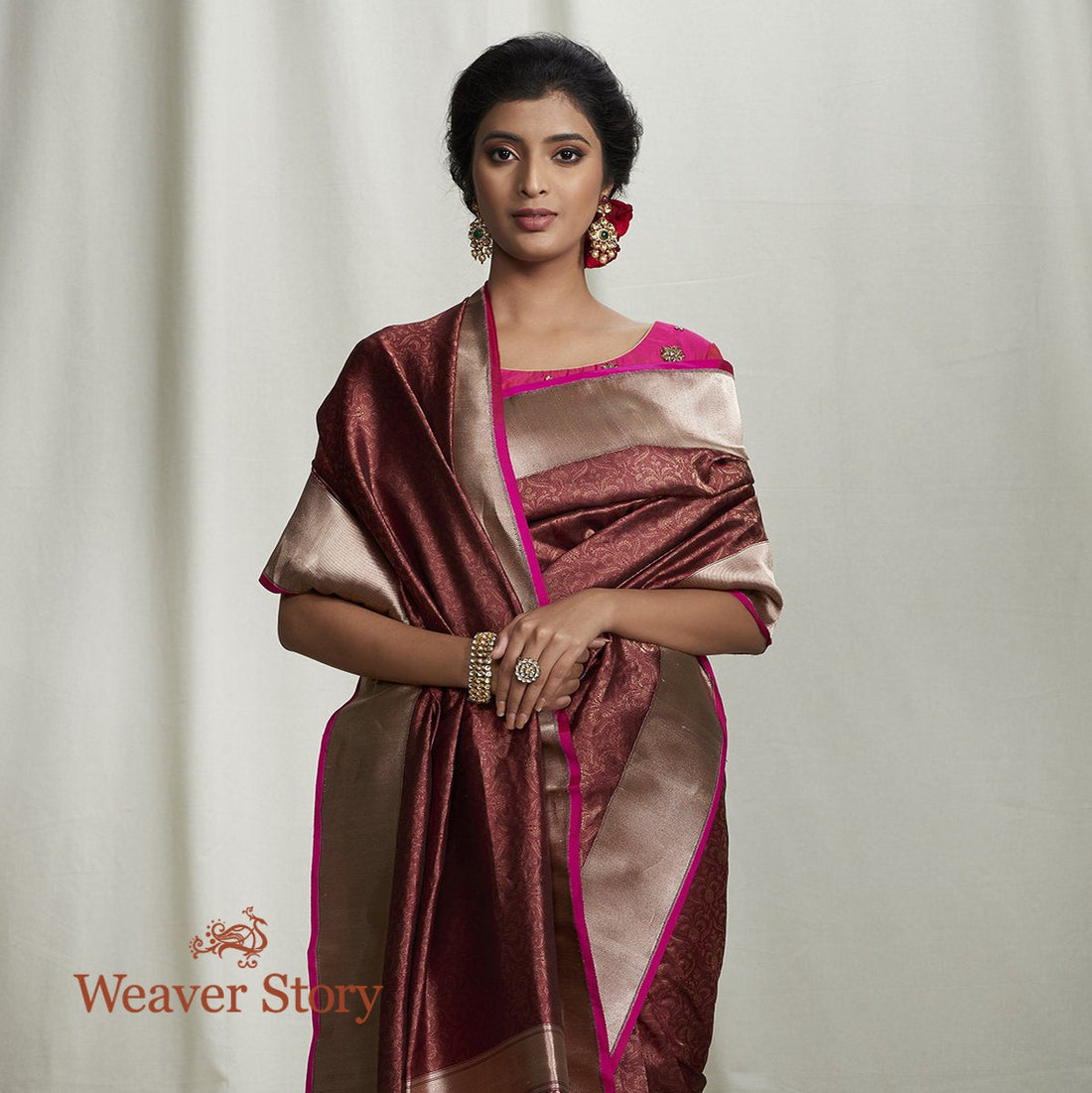 Handwoven_Brown_and_Copper_Zari_Tanchoi_with_Mehrab_Jaal_WeaverStory_01