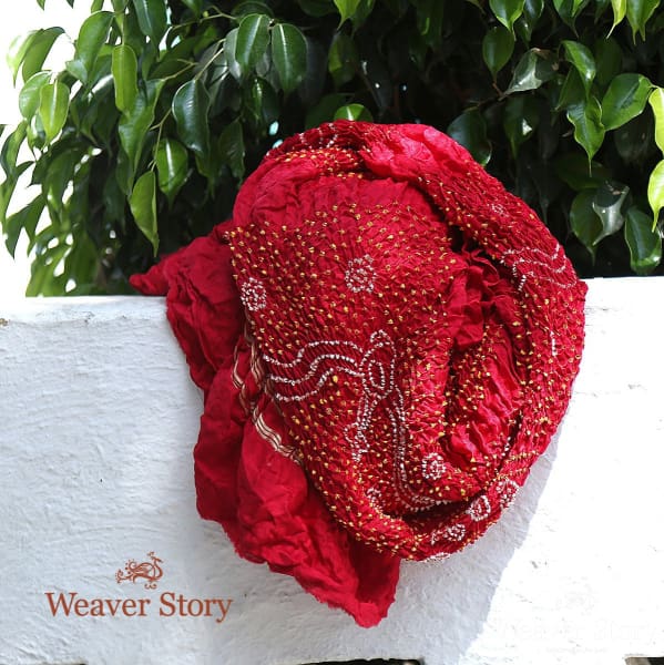 Handwoven_Red_Gajji_Silk_Dupatta_with_Bandhej_WeaverStory_01