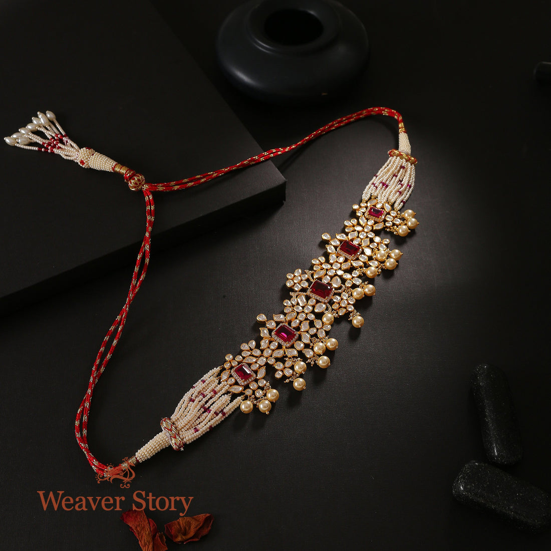 Vihana_Necklace_with_Moissanite_Polki_Crafted_in_Pure_Silver_WeaverStory_01