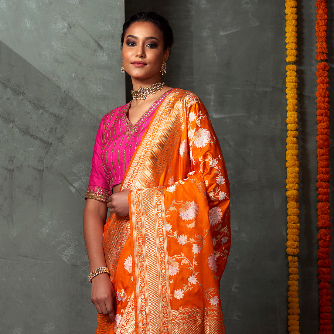 Handloom_Orange_Kamal_Jangla_Saree_WeaverStory_01