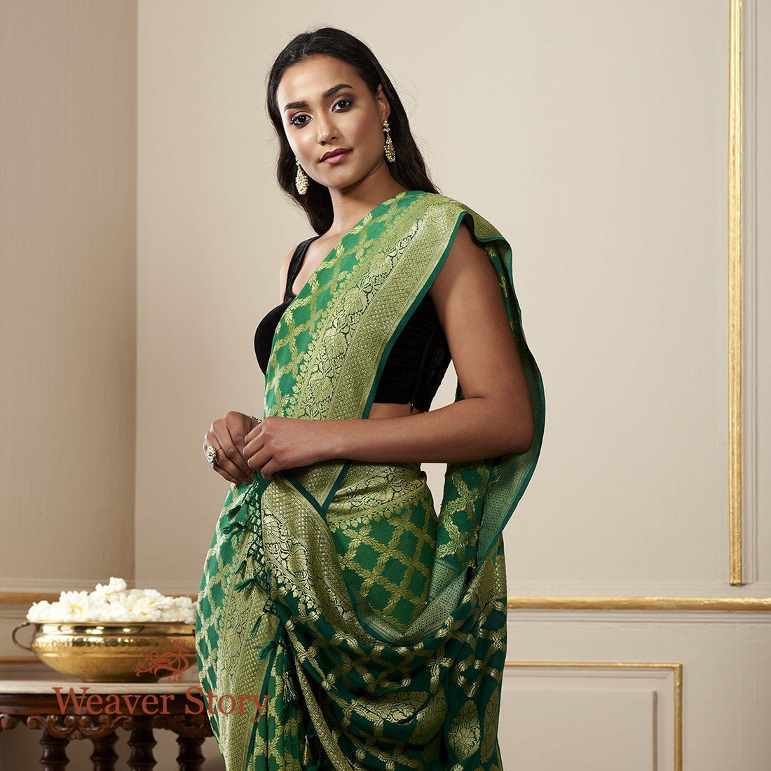 Handloom_Banarasi_Georgette_Saree_in_Emerald_Green_WeaverStory_01