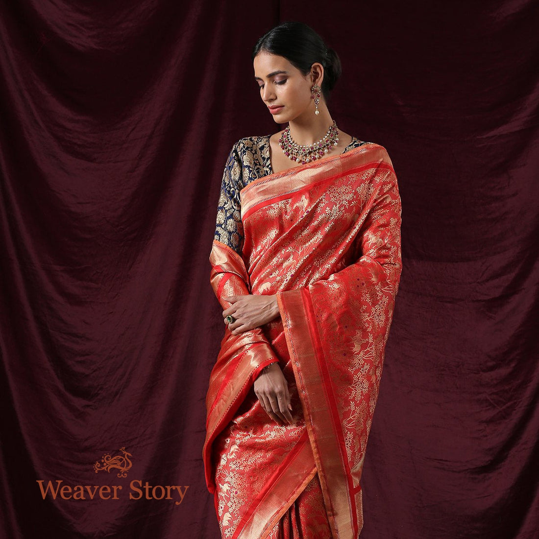 Handwoven_Red_Kimkhab_Shikargah_Saree_WeaverStory_01