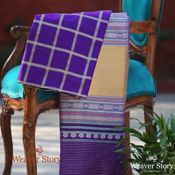 Handwoven_Purple_Banarasi_Dupatta_with_Checks_and_Zari_Pallu_WeaverStory_01