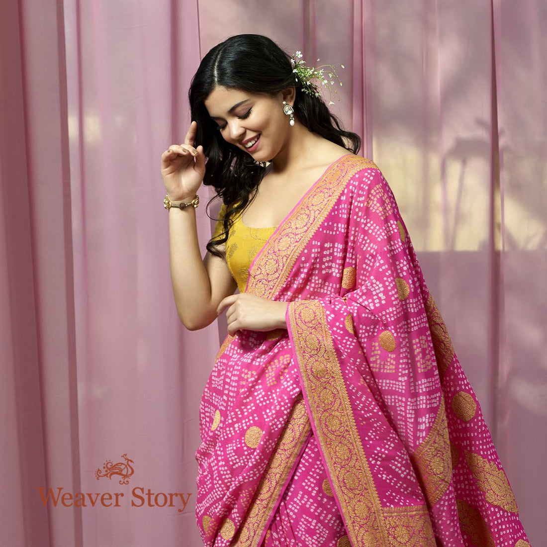 Handloom_Cuwork_Pink_Banarasi_Bandhej_Saree_with_Yellow_Border_WeaverStory_01