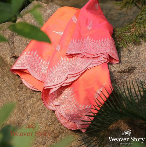 Handwoven_Neon_Pink_Scallop_Dupatta_WeaverStory_01