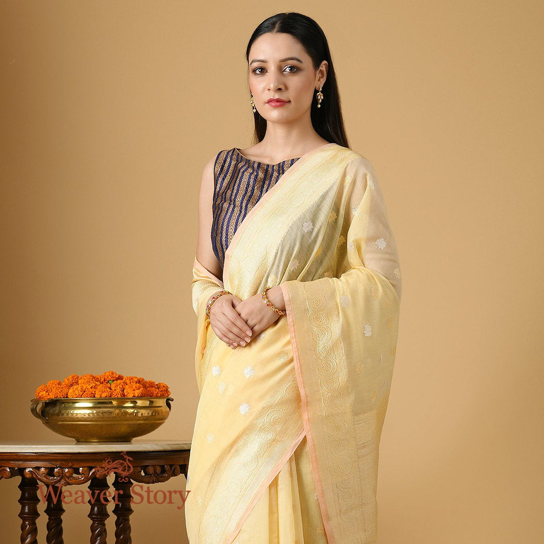 Handloom_Lemon_Yellow_Cotton_Kadhwa_Booti_Saree_WeaverStory_01