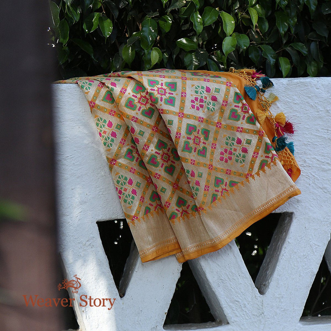 Handloom_Yellow_and_Gold_Banarasi_Patola_Dupatta_with_Zari_Base_WeaverStory_01