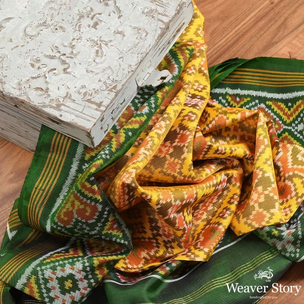 Handwoven_Green_and_Yellow_Patola_Dupatta_WeaverStory_01