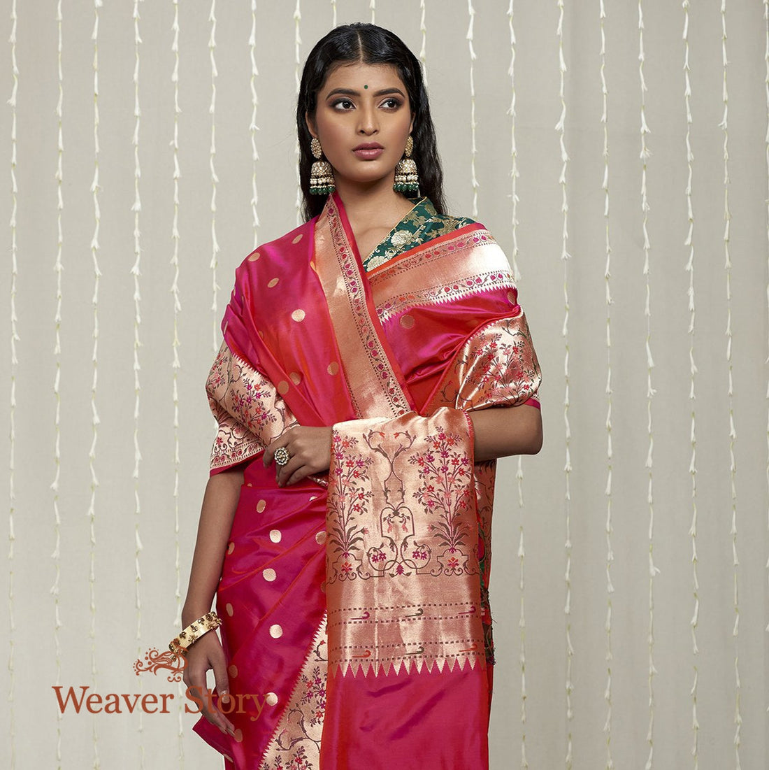 Handwoven_Pink_Banarasi_Saree_with_Paithani_Inspired_Border_WeaverStory_01