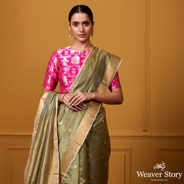 Handwoven_Pista_Green_Small_Asharfi_Booti_Saree_With_Red_Meena_WeaverStory_01