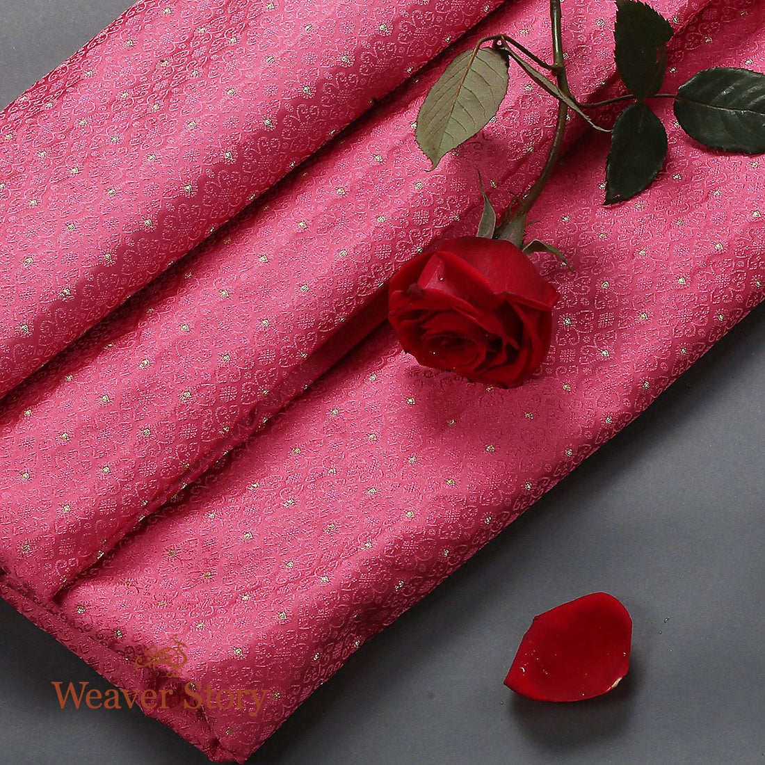 Handloom_Pink_Zari_Booti_Tanchoi_Fabric_WeaverStory_01