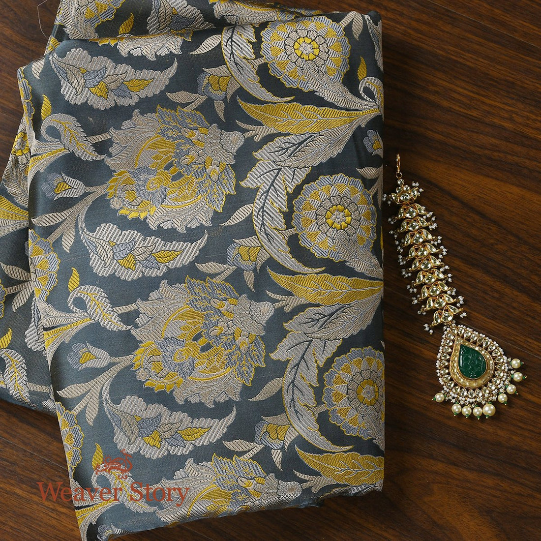 Handloom_Grey_Banarasi_Kimkhab_Fabric_with_Floral_Pattern_WeaverStory_01