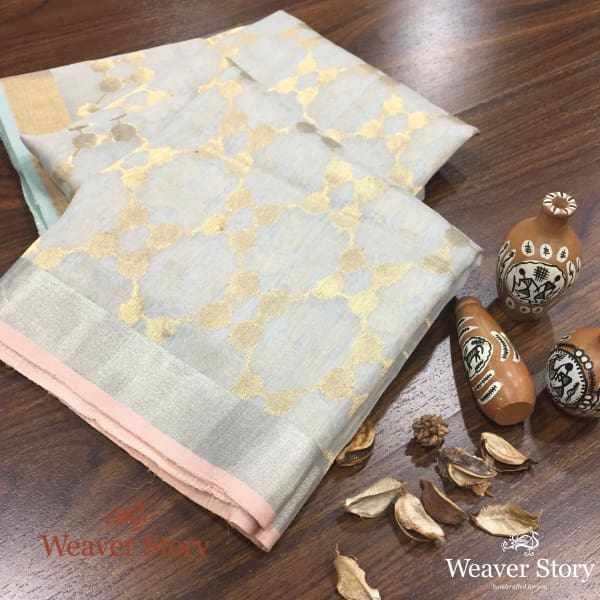 Handwoven_Cotton_Silk_Chanderi_Dupatta_with_Gold_Zari_WeaverStory_01