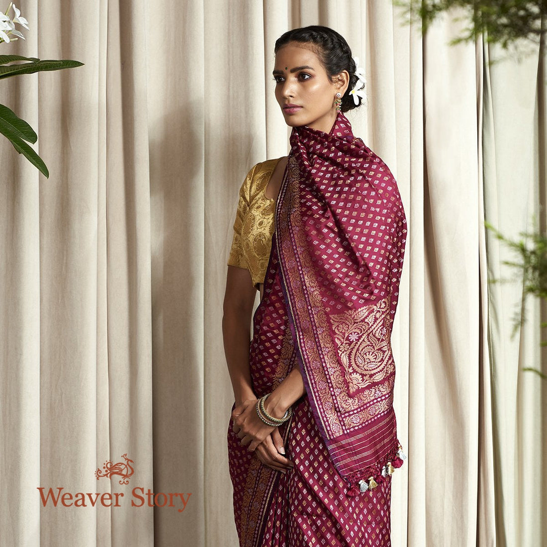 Handwoven_Wine_Neelamabari_Banarasi_Saree_with_Fine_Zari_WeaverStory_01