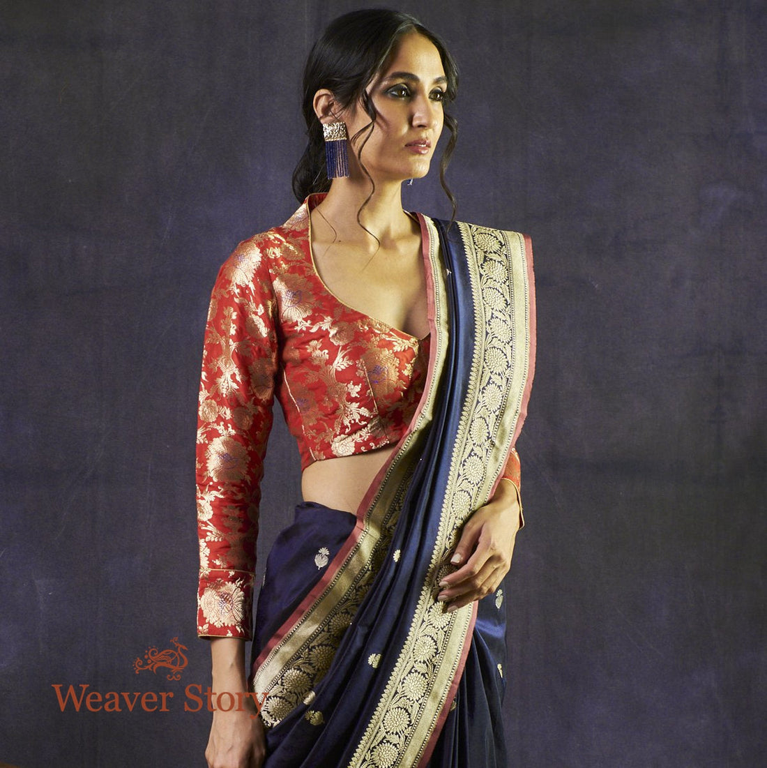 Handwoven_Blue_Kadhwa_Booti_Saree_WeaverStory_01