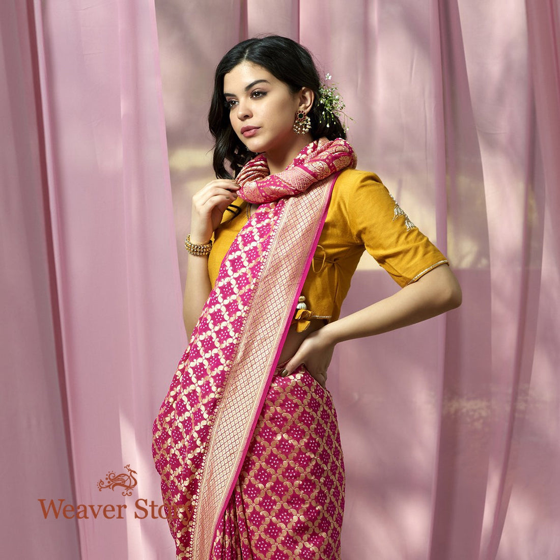 Handwoven_Pink_Banarasi_Bandhej_Saree_WeaverStory_01