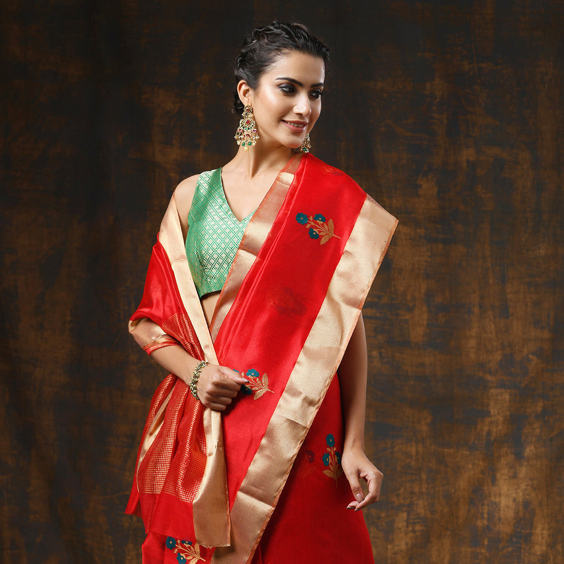 Handloom_Red_Chanderi_Silk_Saree_with_Floral_Motifs_and_Heavy_Gold_Zari_Border_WeaverStory_01