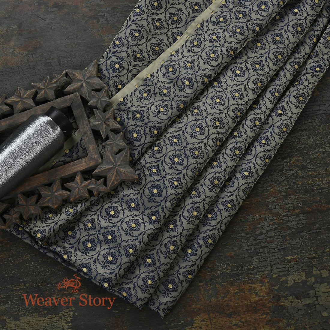 Handloom_Grey_Blue_Tanchoi_Fabric_with_Zari_Booti_WeaverStory_01