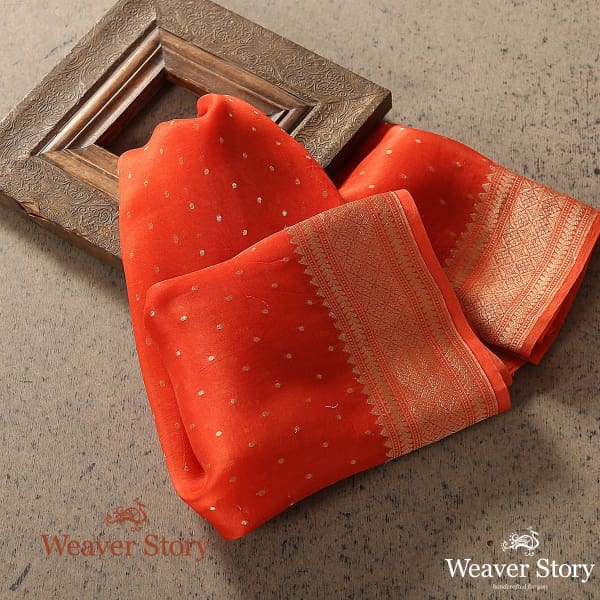 Handwoven_Orange_Organza_Silver_Booti_Dupatta_WeaverStory_01