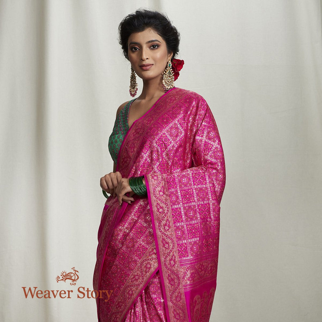 Handwoven_Pink_Banarasi_Gharchola_Saree_WeaverStory_01
