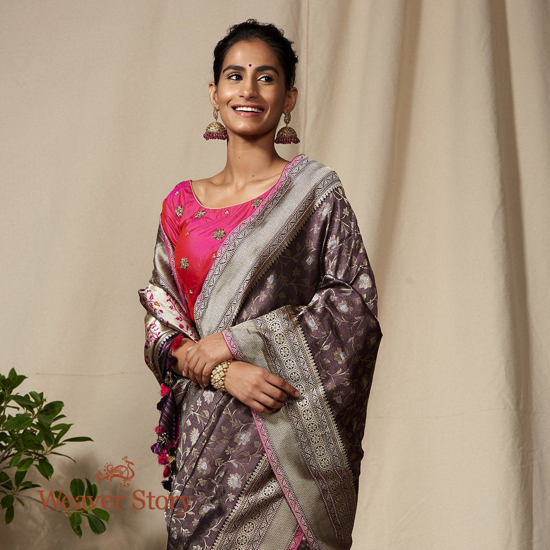 Handwoven_Wine_Banarasi_Kimkhab_Saree_with_Brocade_Blouse_WeaverStory_01