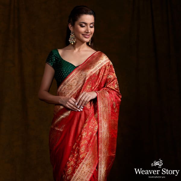 Handwoven_Offwhite_and_Red_Gharchola_Saree_WeaverStory_01