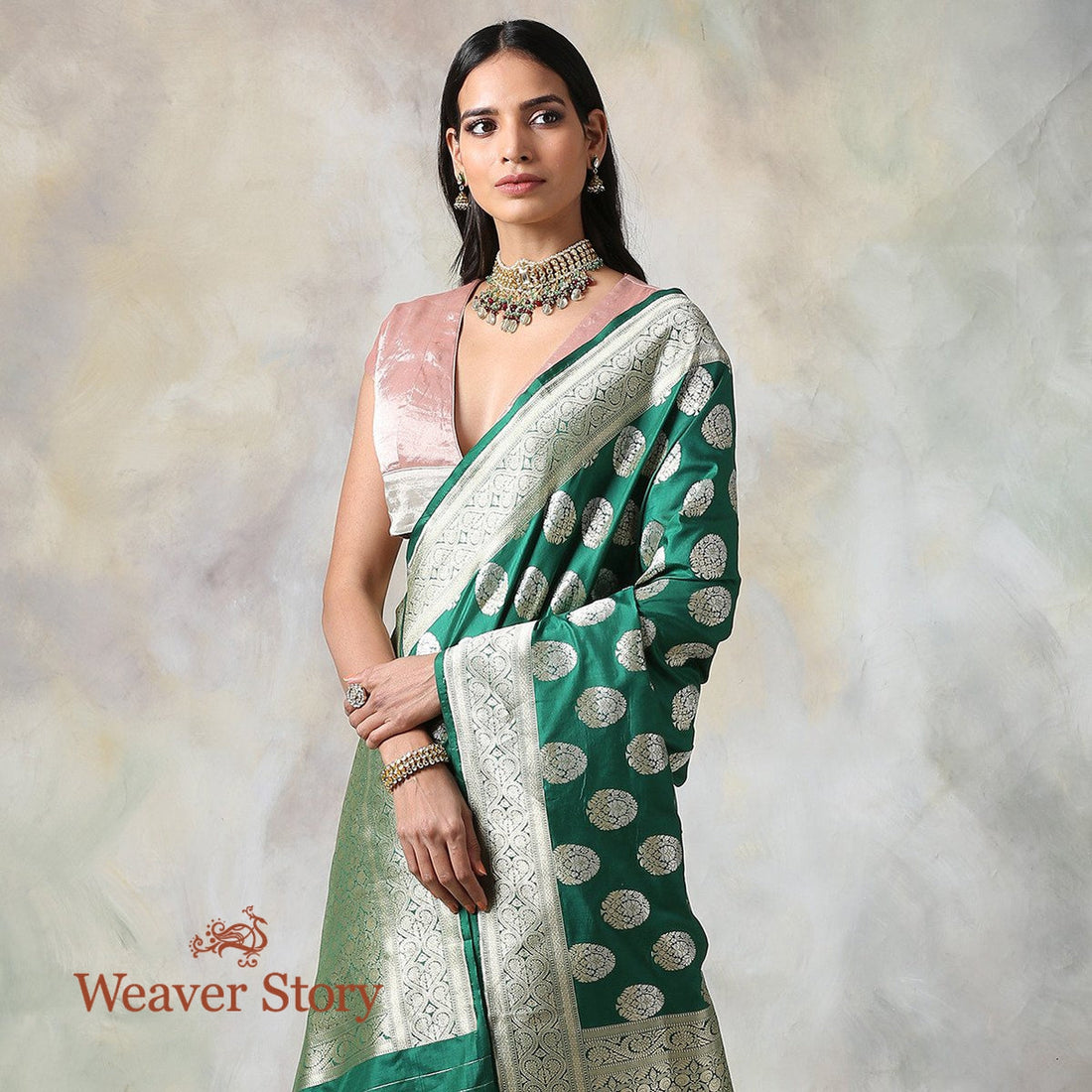 Handloom_Green_Sona_Rupa_Cutwork_Booti_Banarasi_Saree_with_heavy_Brocade_blouse_WeaverStory_01