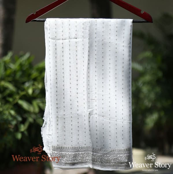 Handwoven_White_Georgette_Dupatta_with_Silver_Zari_WeaverStory_01