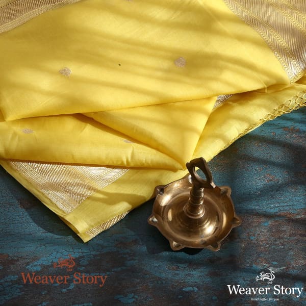 Handwoven_Yellow_Banarasi_Cotton_Kadhwa_Booti_Dupatta_WeaverStory_01