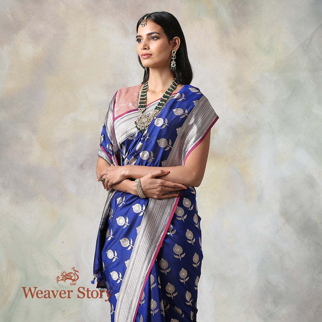 Handwoven_Blue_Katan_Silk_Saree_with_Floral_Booti_WeaverStory_01