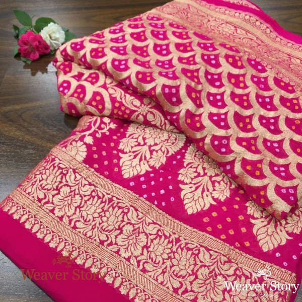 Handwoven_Pink_Bandhej_Dupatta_WeaverStory_01