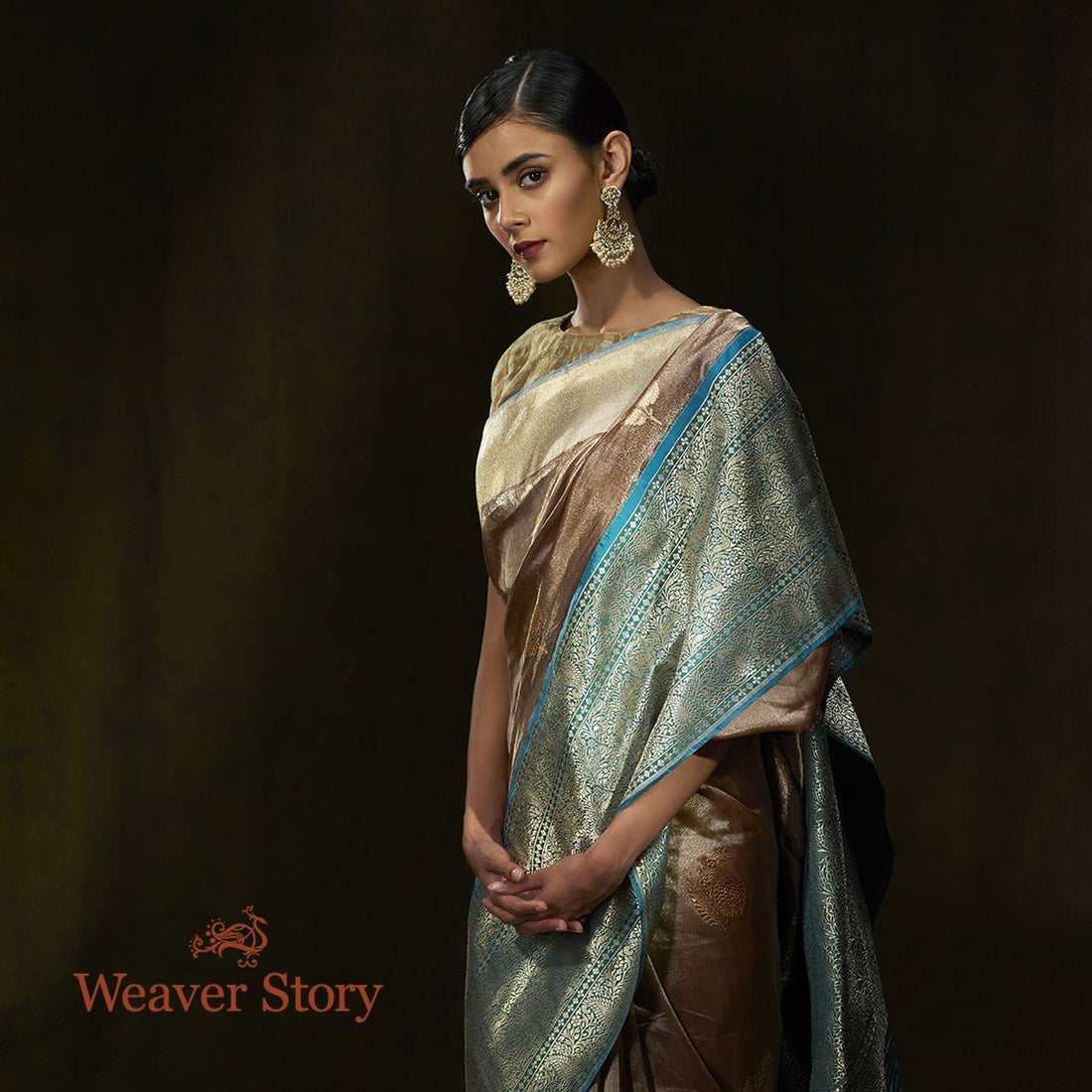 Handwoven_Copper_and_Brown_Tone_Silk_Tissue_Saree_WeaverStory_01