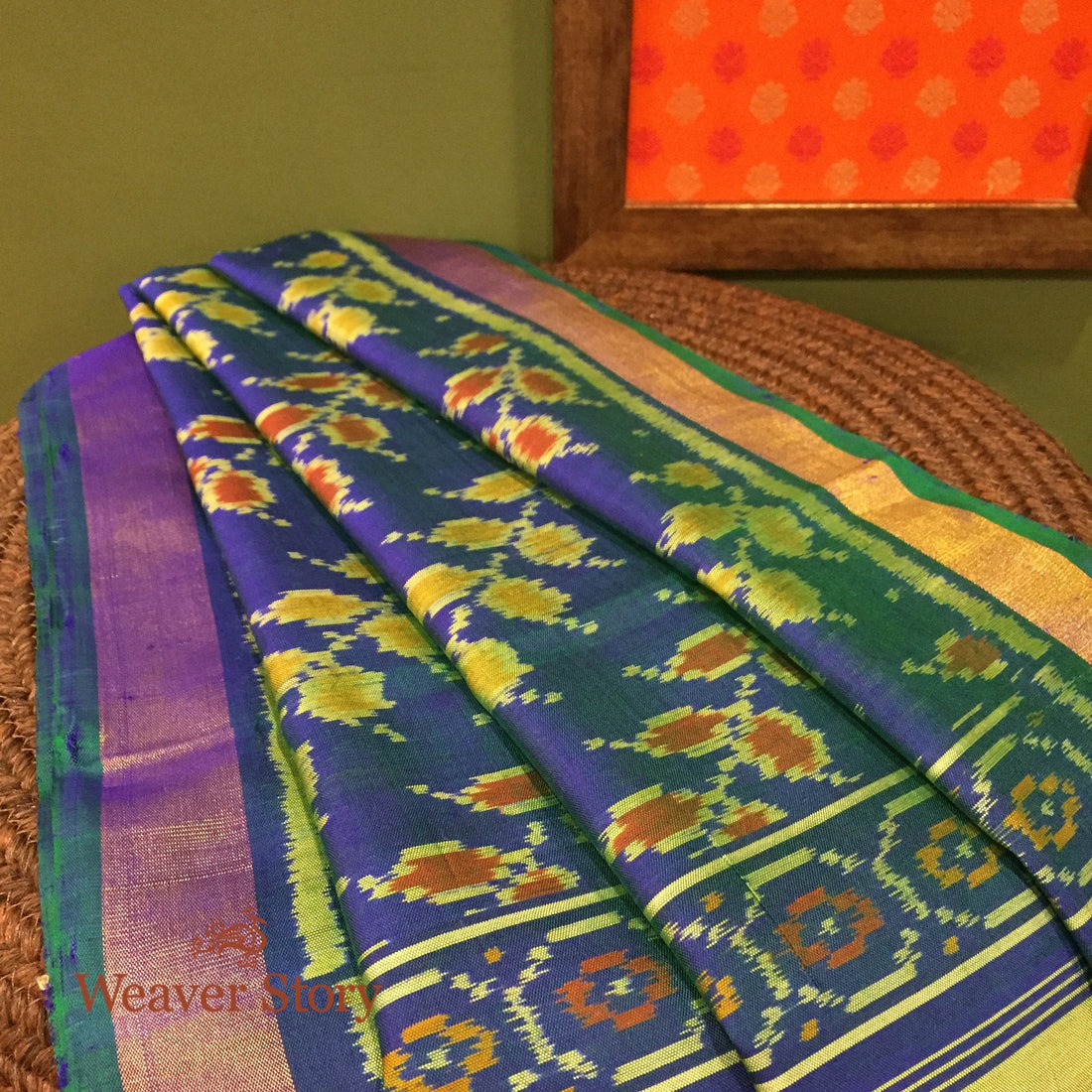 Handloom_Rajkot_Patola_Silk_Dupatta_in_Blue_and_Green_Dual_Tone_WeaverStory_01
