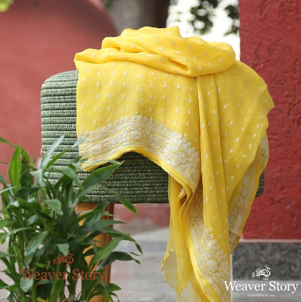 Handwoven_Yellow_Georgette_Dupatta_with_Silver_Zari_WeaverStory_01