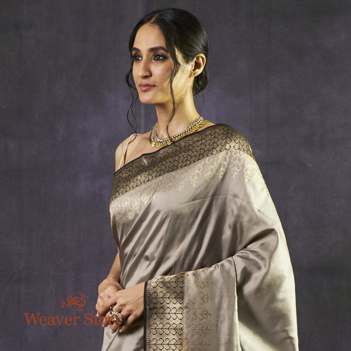 Handwoven_Grey_Tanchoi_Saree_with_Tree_Border_WeaverStory_01