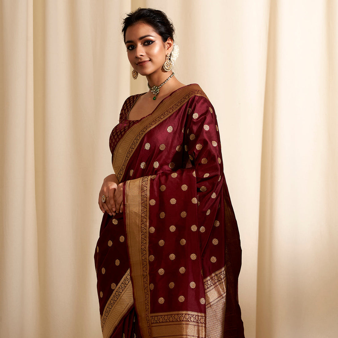 Handwoven_asharfi_boota_banarasi_saree_in_wine_WeaverStory_01