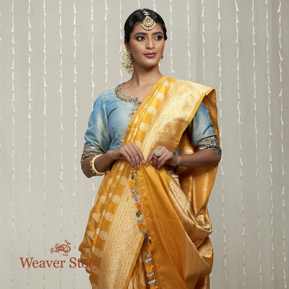 Handwoven_Yellow_Kadhwa_Jangla_Banarasi_Saree_with_Traditional_Motifs_WeaverStory_01