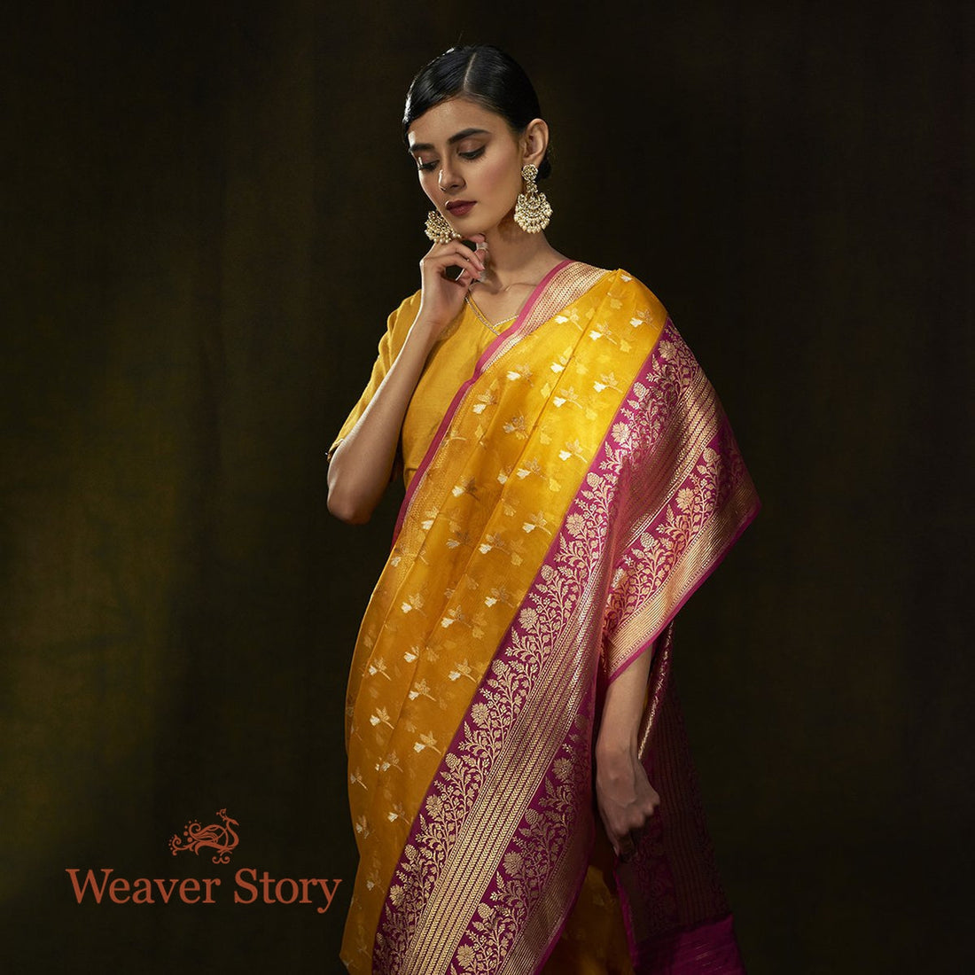 Handloom_Yellow_Kora_Silk_Banarasi_Saree_with_Pink_Border_WeaverStory_01